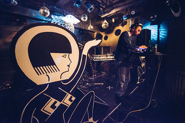 DJ STYLISH a.k.a 鎮座DOPENESS